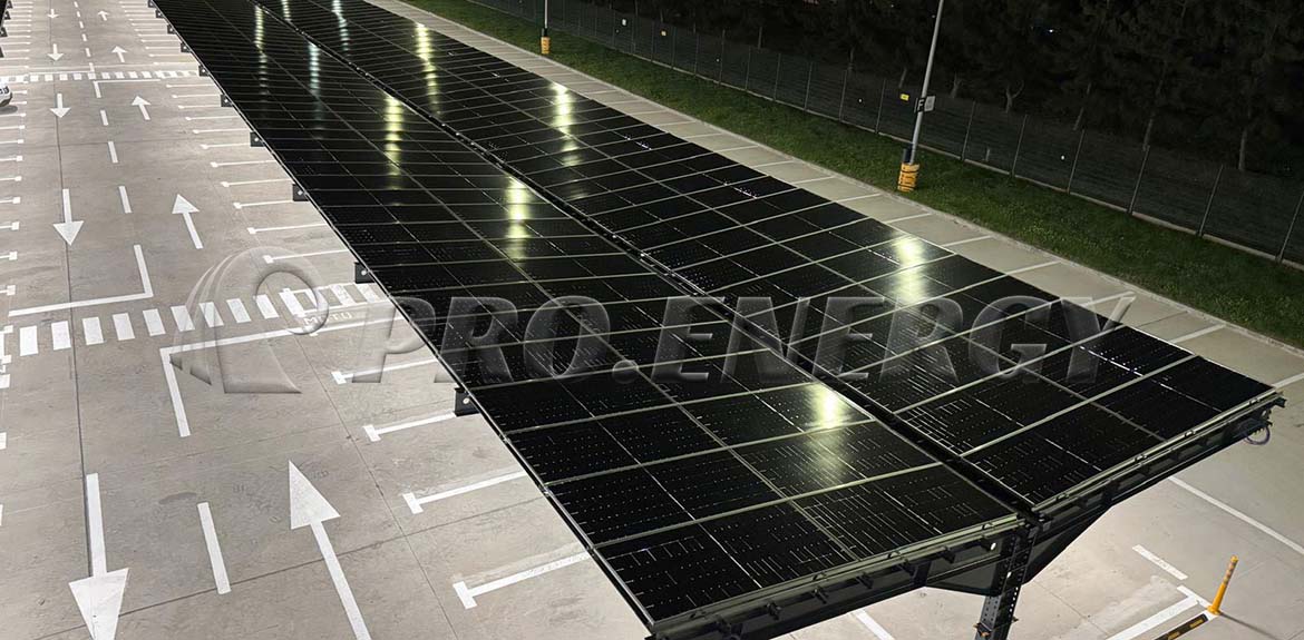 Soluzione di montaggio per tettoia fotovoltaica in acciaio al carbonio a forma di T da 500 kWp